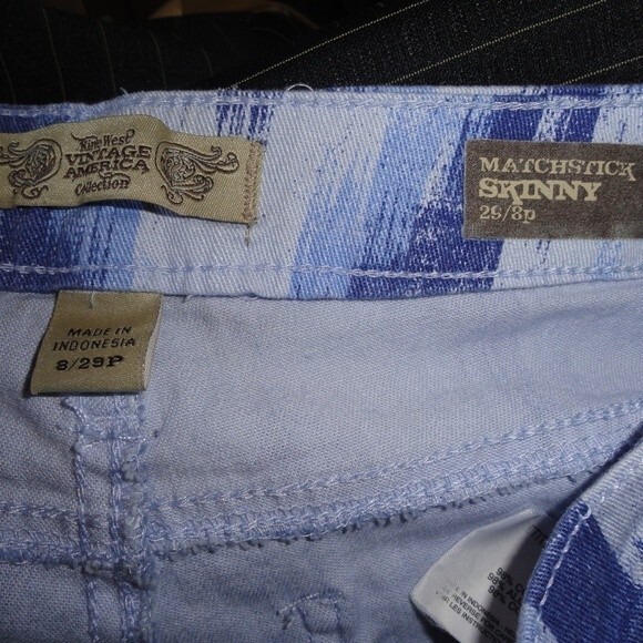 Aztec Boho Capris Skinny Sz 8 P - Picture 4 of 4